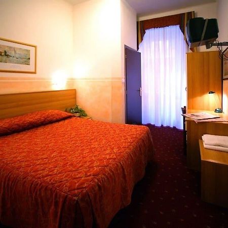 Hotel Assarotti Genova Esterno foto