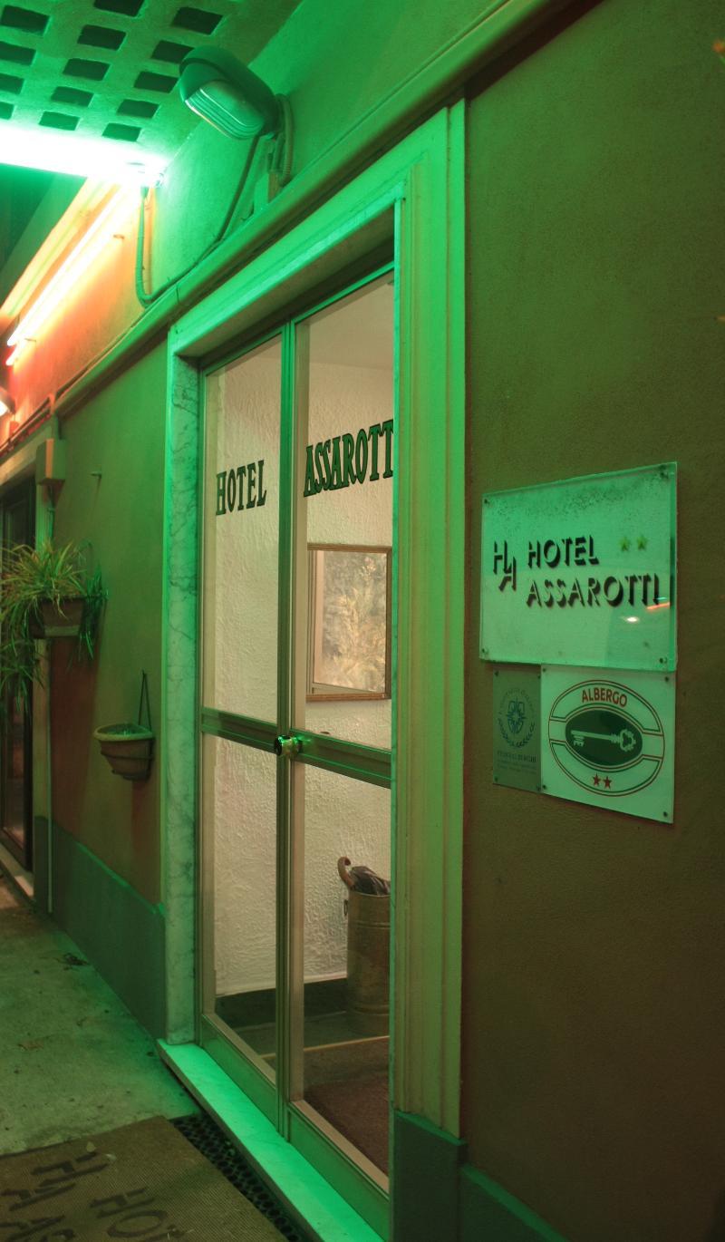 Hotel Assarotti Genova Esterno foto
