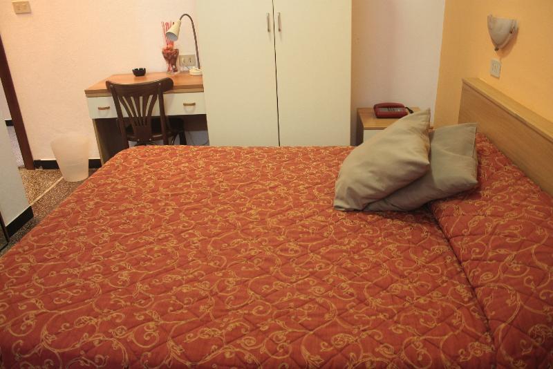Hotel Assarotti Genova Esterno foto