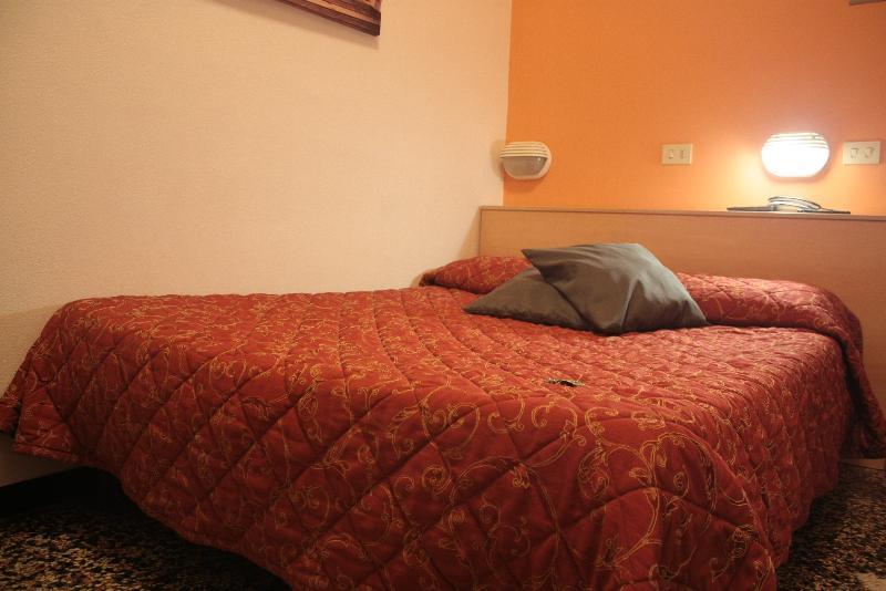 Hotel Assarotti Genova Esterno foto