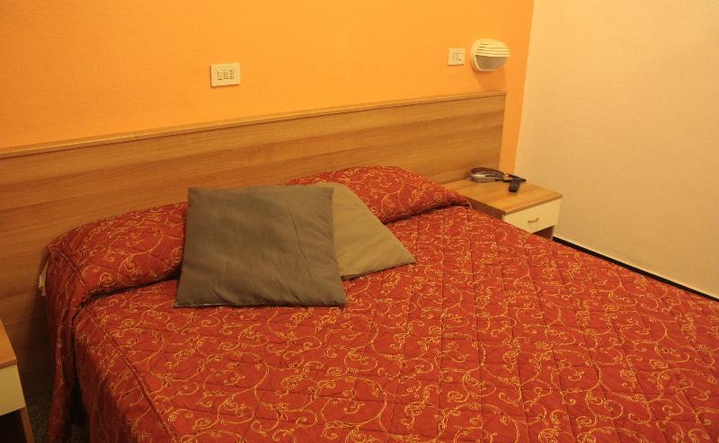 Hotel Assarotti Genova Esterno foto