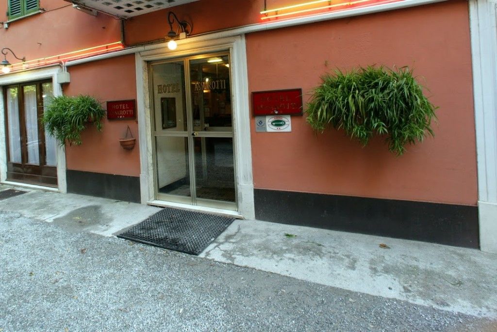 Hotel Assarotti Genova Esterno foto