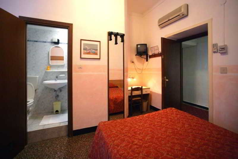 Hotel Assarotti Genova Esterno foto
