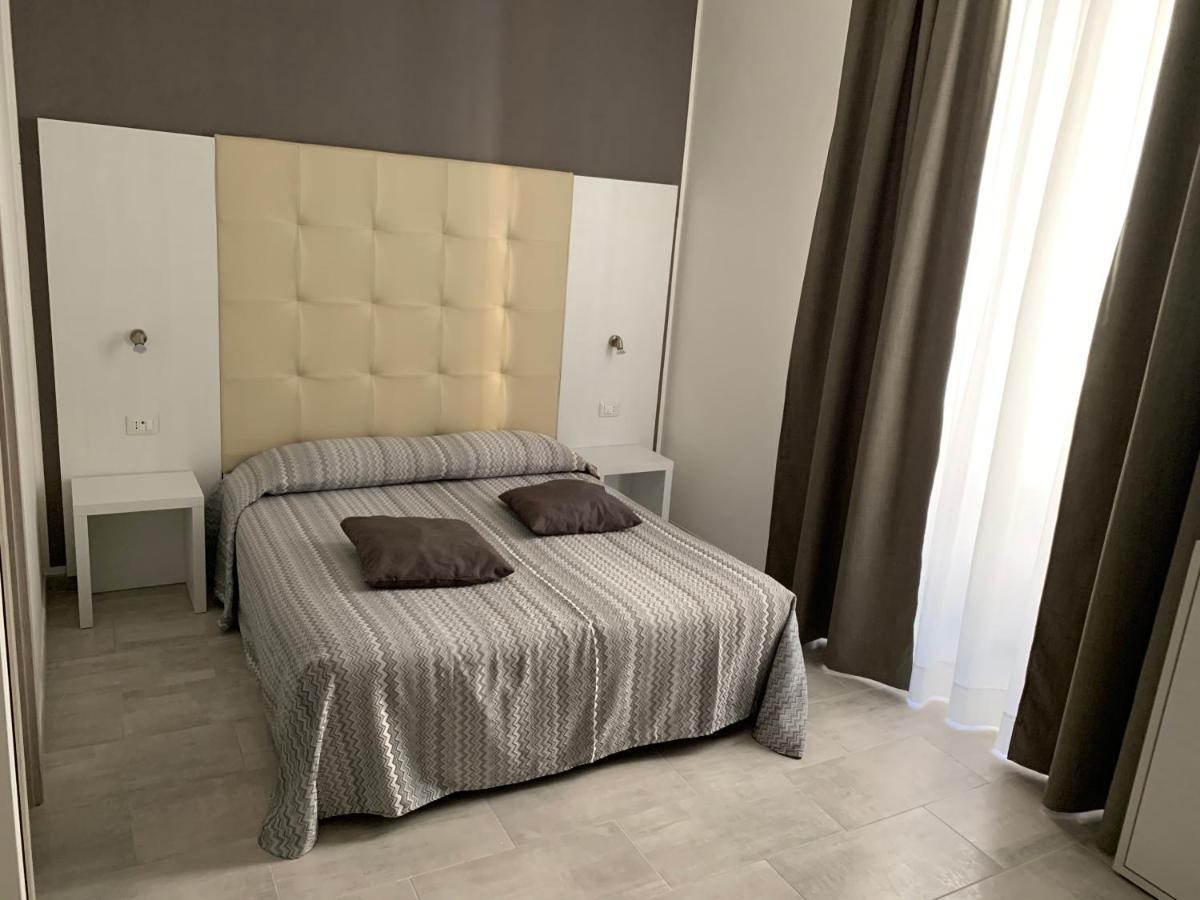 Hotel Assarotti Genova Esterno foto